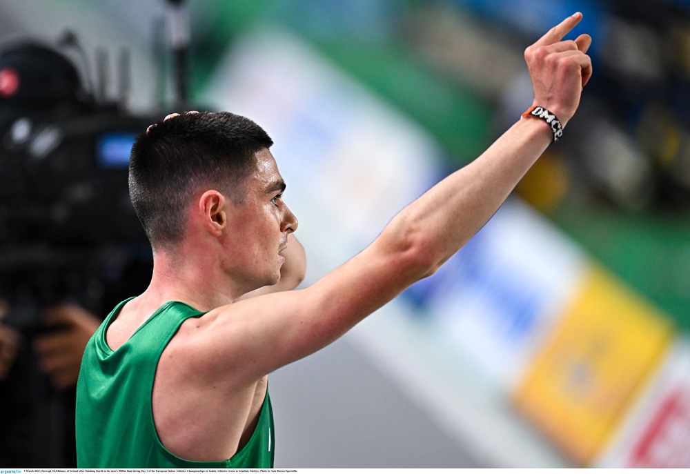MCELHINNEY GOES SECOND ALL-TIME (INDOORS) AS GRIGGS BREAKS IRISH U23 3,000M RECORD