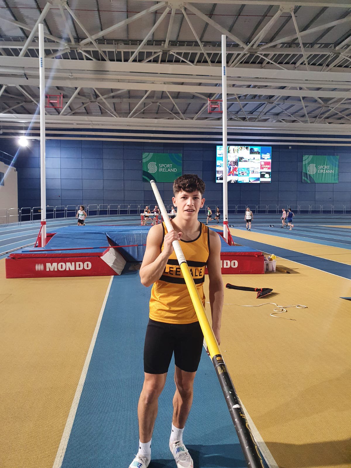 New Irish U18 & U20 Indoor Pole Vault Records