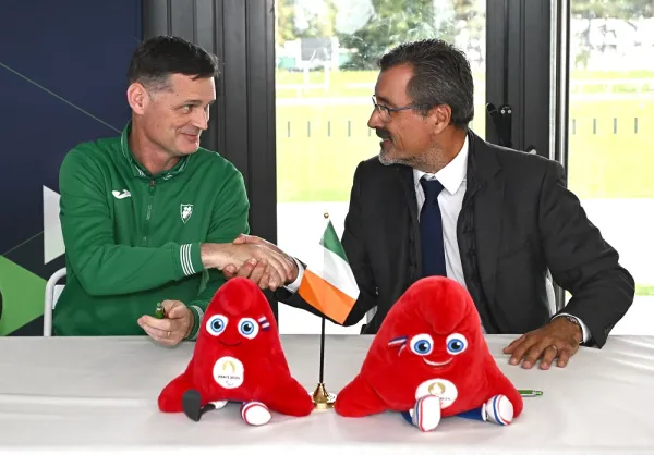 ATHLETICS IRELAND SIGN AGREEMENT WITH CITY OF FONTAINEBLEAU
