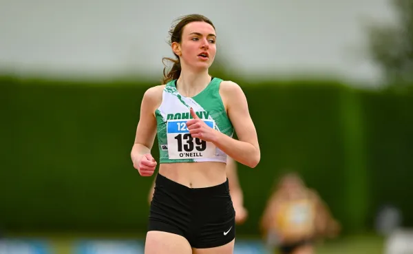 MAEVE O’NEILL BREAKS IRISH INDOOR 800M RECORD IN BOSTON